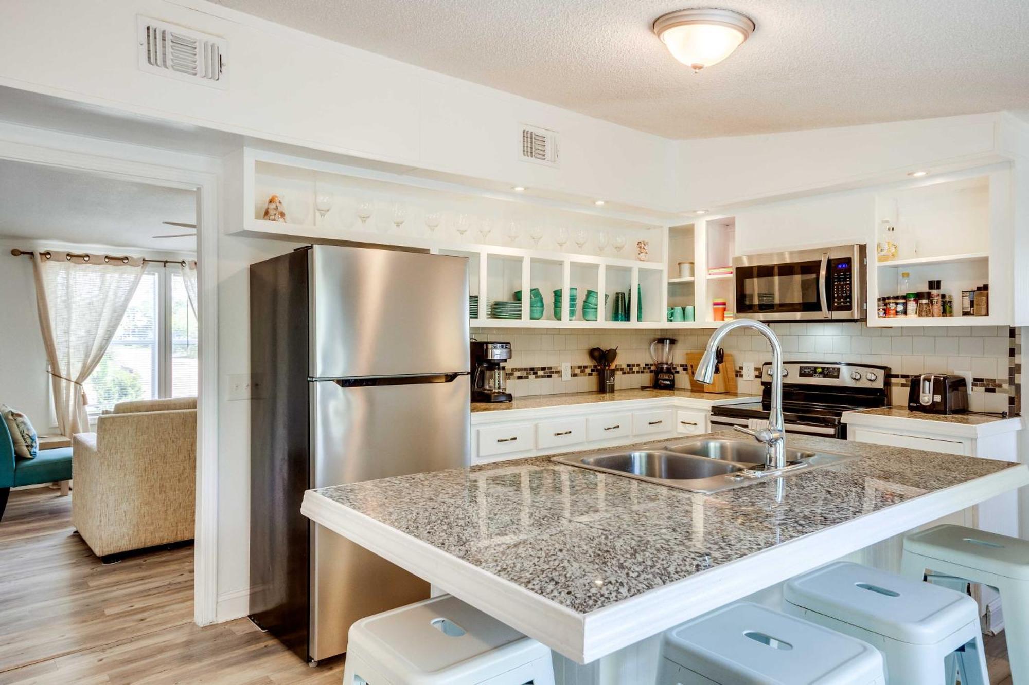 Stunning Pensacola Home, 8 Mi To Downtown! 외부 사진